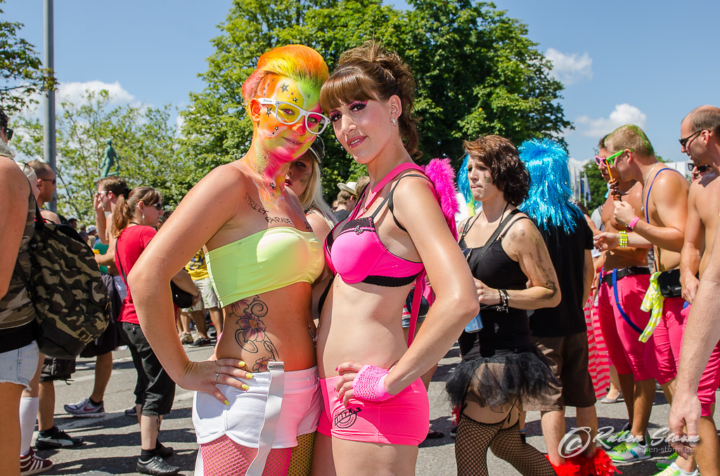 Street Parade Girls